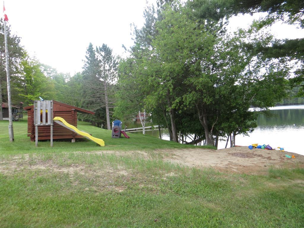 Bondi Village Cottage Resort Lake of Bays Eksteriør bilde