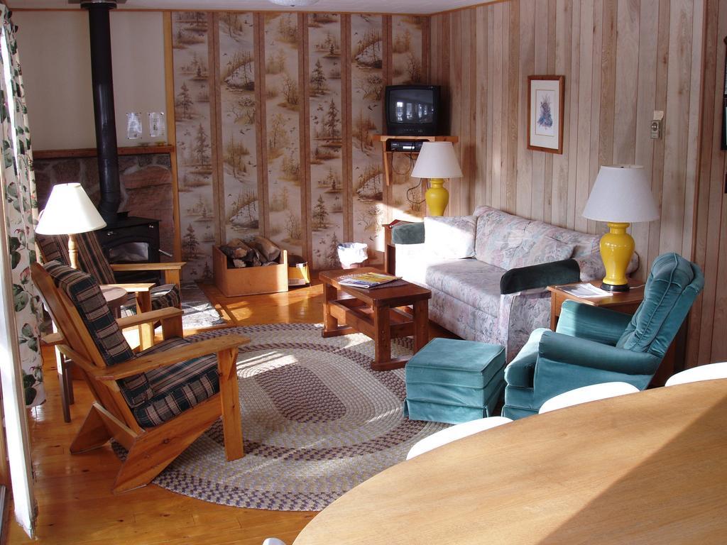 Bondi Village Cottage Resort Lake of Bays Eksteriør bilde